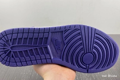 Jordan 553558-515 133 Trendsetting Low 1 1115